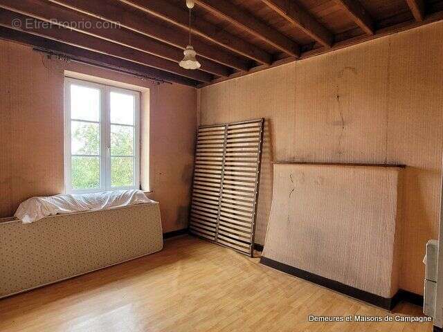 Maison à JUVIGNY-LE-TERTRE