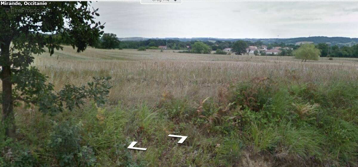 Terrain à MIRANDE