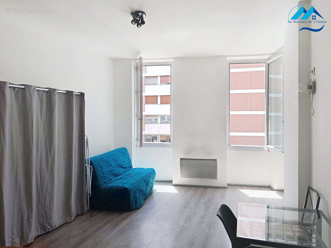 Appartement à MARSEILLE-5E