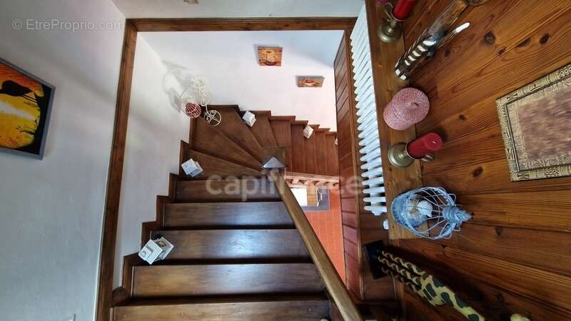 Dpt Essonne (91), à vendre proche de Méréville propriété 8 pièces avec maisonnette, jardin clos, cave et garage - photo 21
