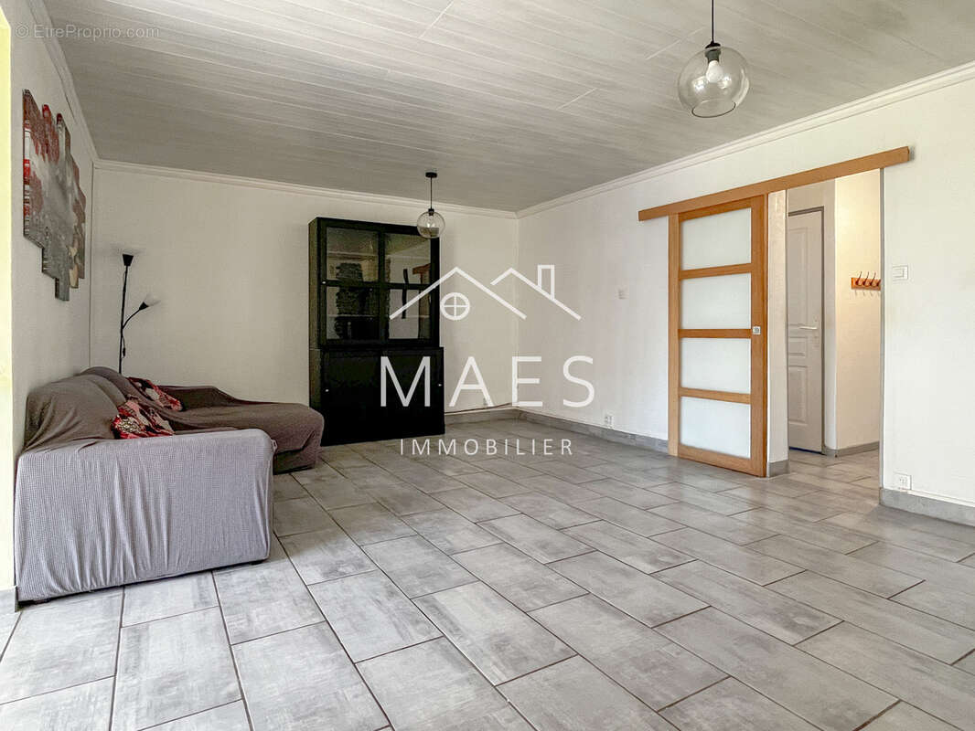 Maison à WAMBRECHIES