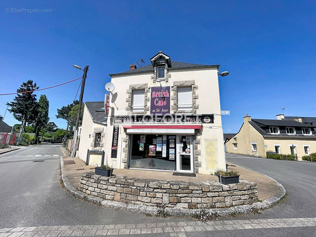Appartement à SAINT-JEAN-LA-POTERIE