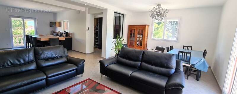 Maison à PECHBONNIEU