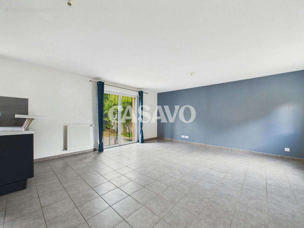 Vente Maison 4 pièces de 75m² - 69200 Vénissieux - photo 2