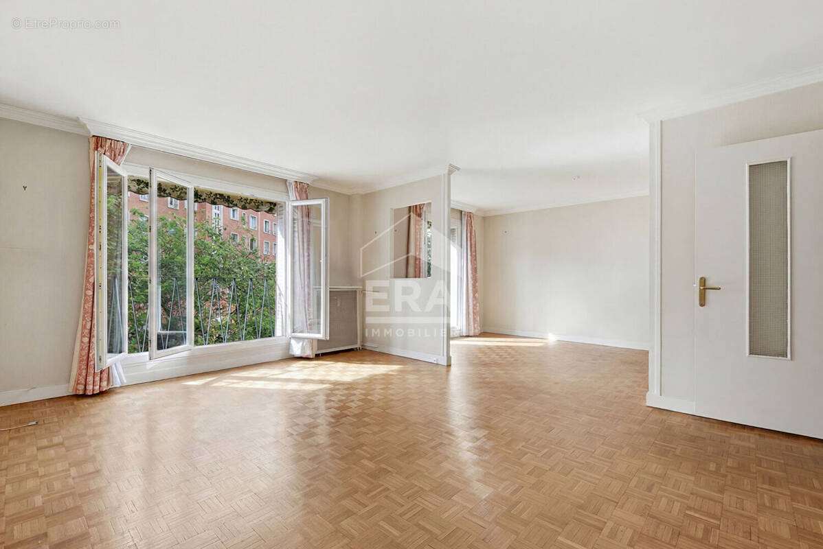 Appartement à PARIS-12E
