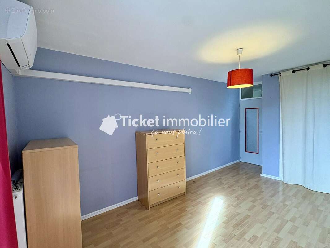 Appartement à FENOUILLET