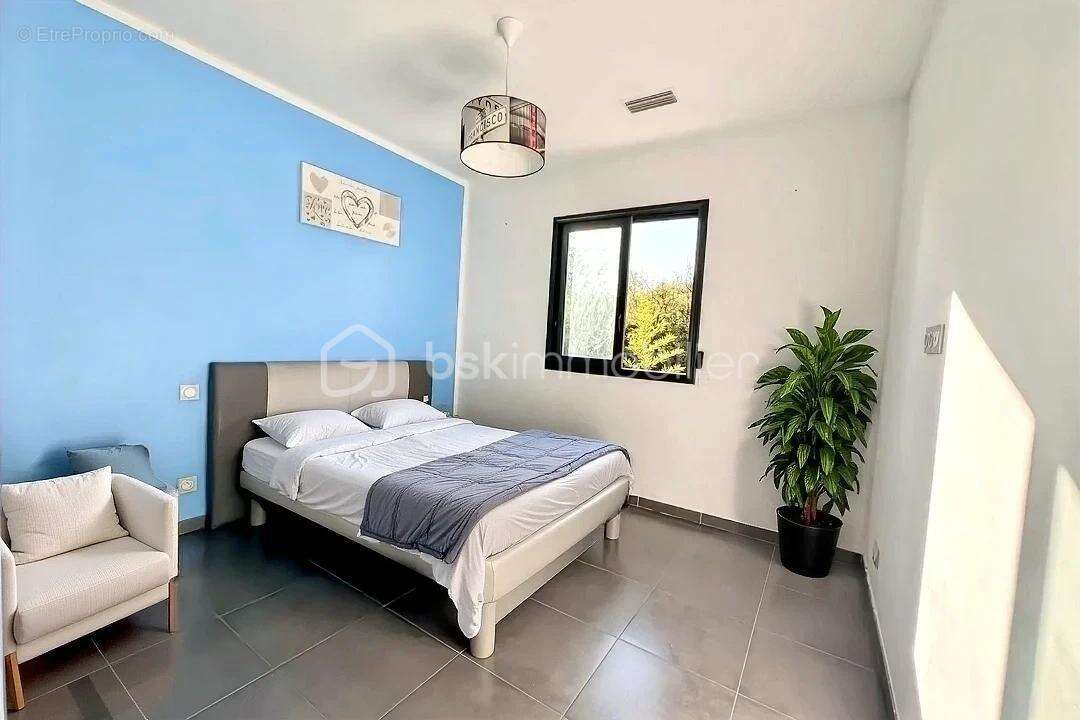 Maison à SAINT-JEAN-DE-VEDAS