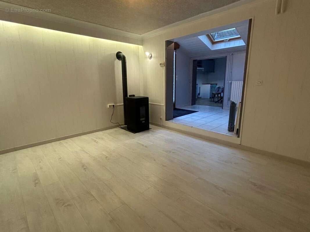 Maison à TROISSY