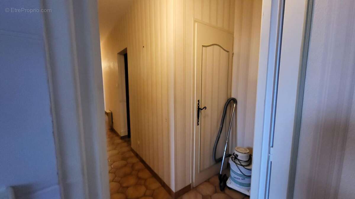 Maison à MOULEYDIER