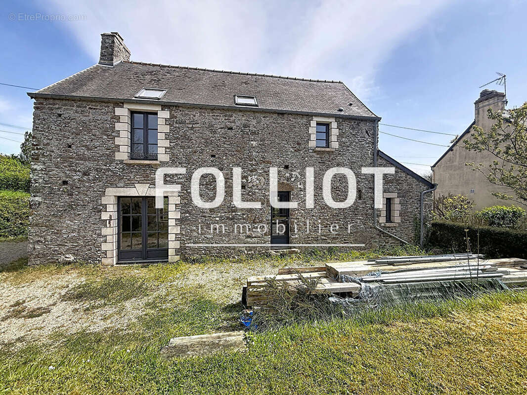 Maison à LE MESNIL