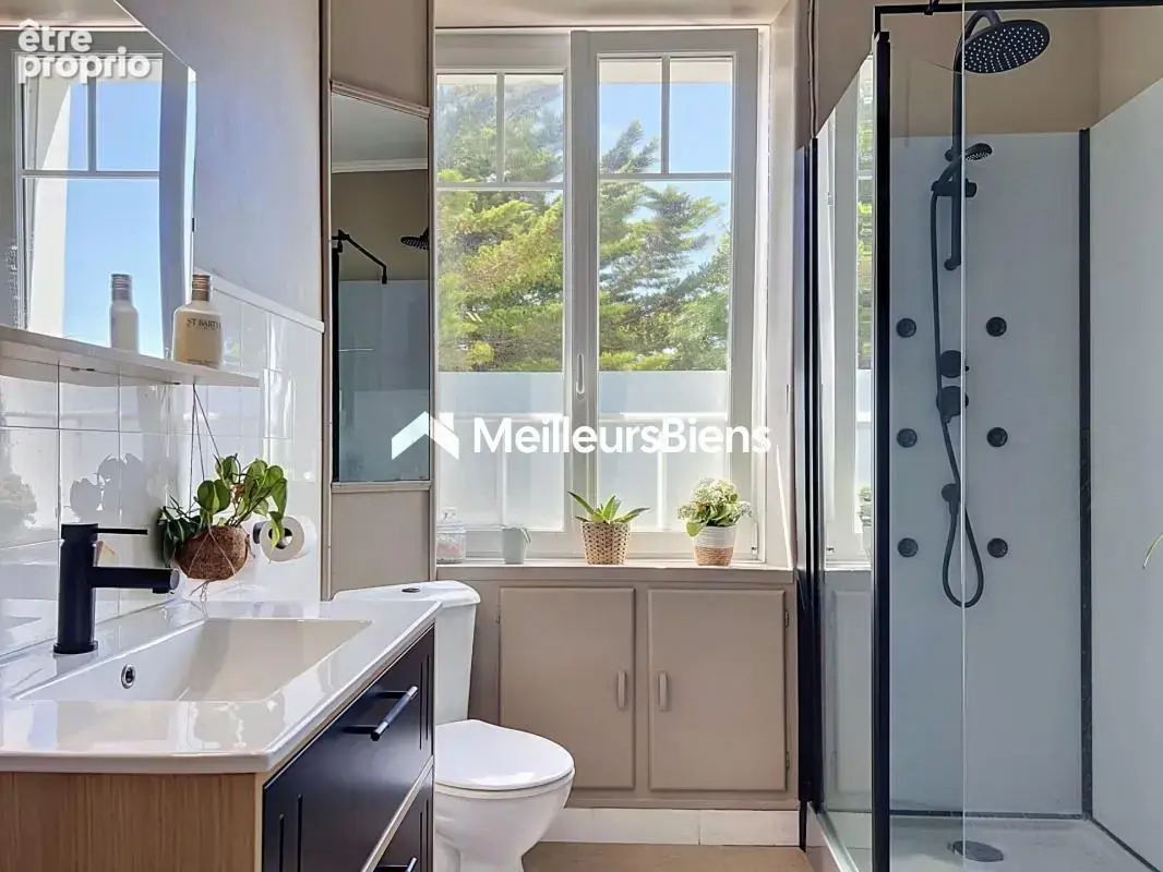 Treffiagat maison 9 pièces avec grand garage atelier et dépendances - photo 6