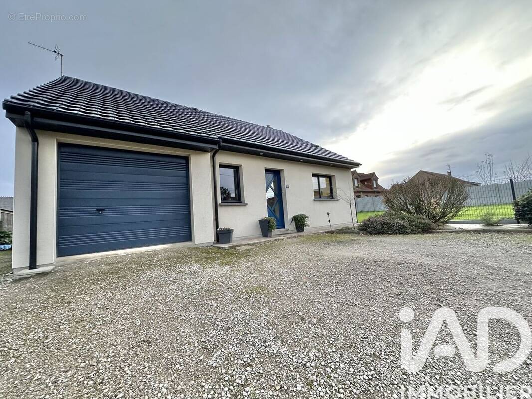 Photo 1 - Maison à ROQUETOIRE