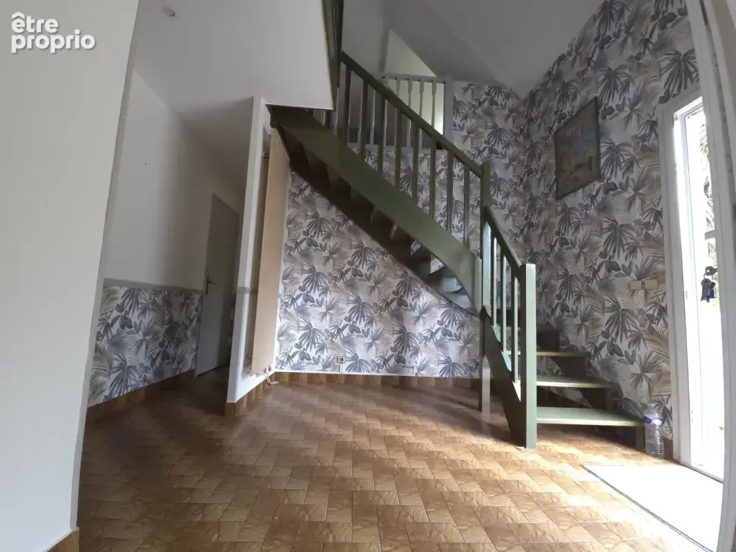Maison familiale 4 chambres avec jardin-dependances  a vendr - photo 5
