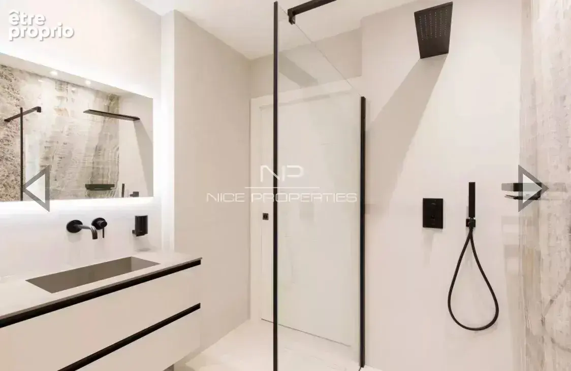 Cannes, appartement de 220 m² avec terrasse de 110 m² et garage sur le Croisette - photo 14