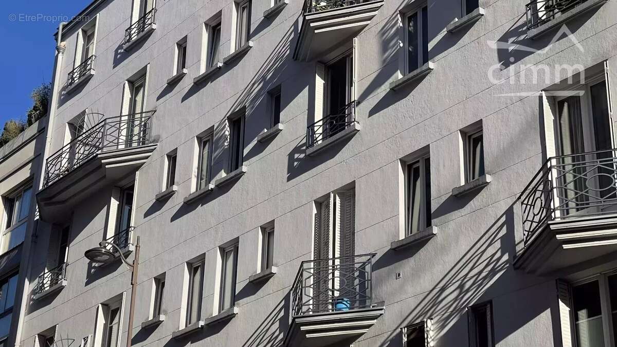 Appartement à PARIS-19E