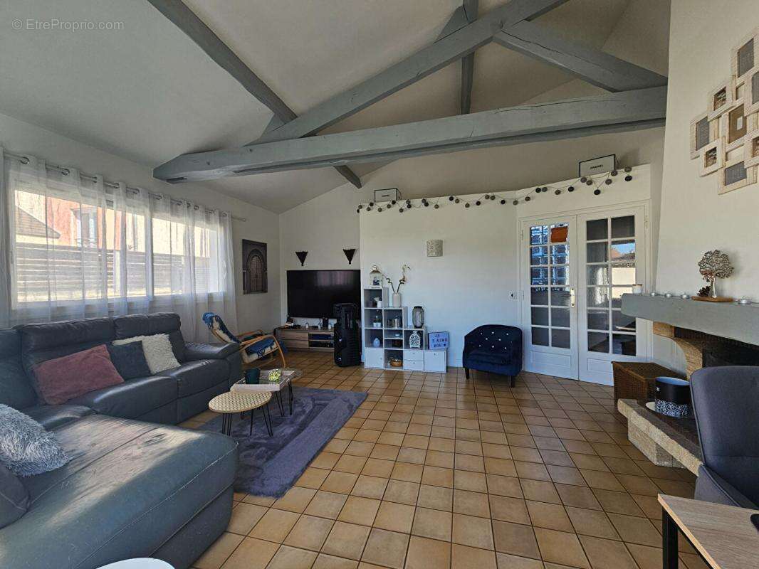 Maison à LA FRETTE-SUR-SEINE