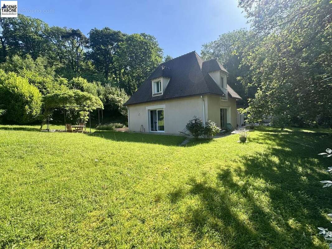 Maison à SAINT-LEU-LA-FORET