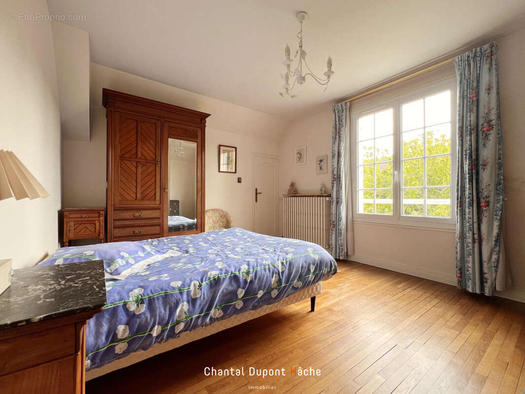 Maison à CHARTRES