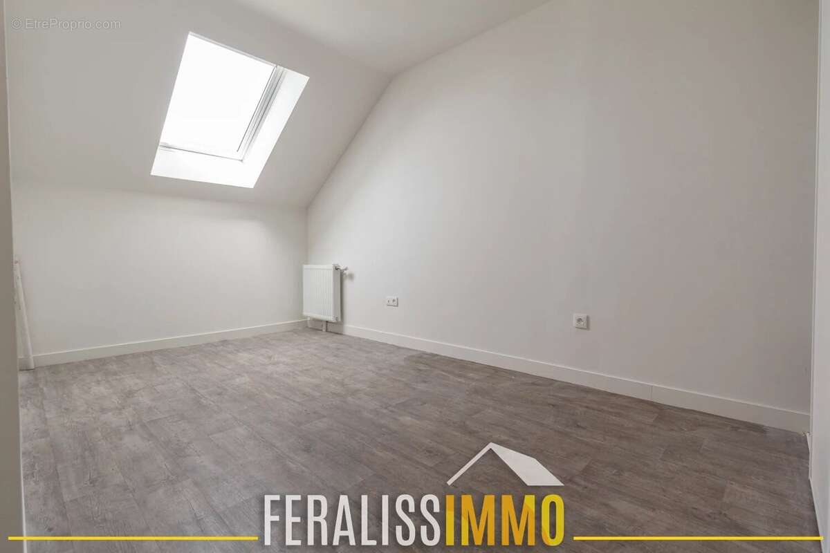 F4 en duplex tout neuf ! - photo 18