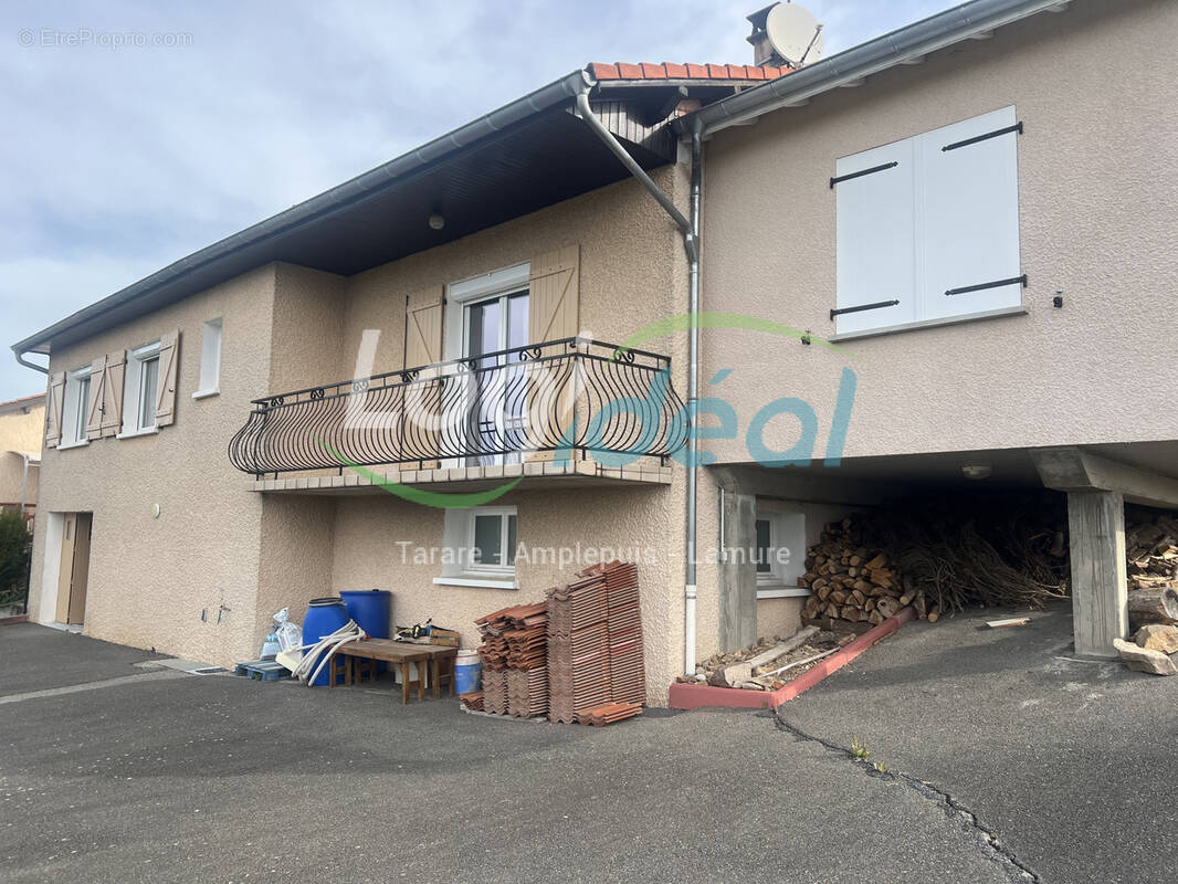 Maison à AMPLEPUIS