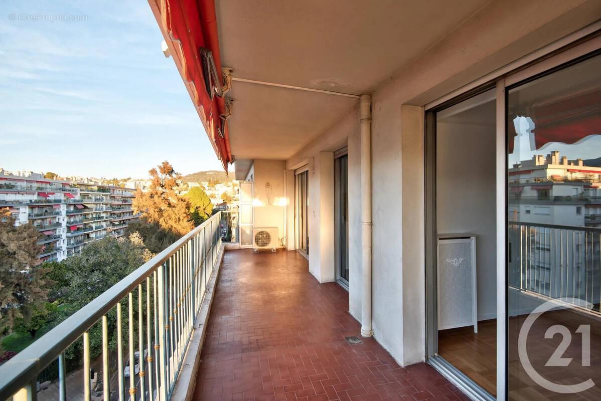 Appartement à NICE