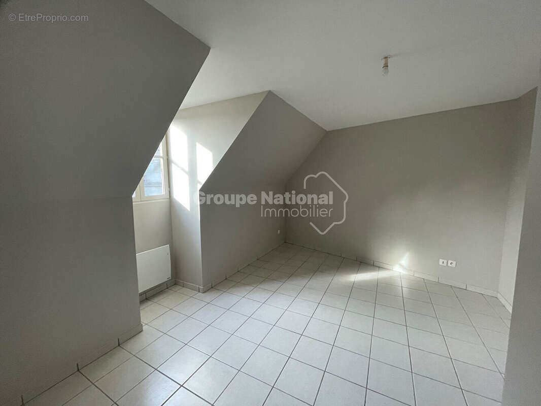 Appartement à PIERREFONDS