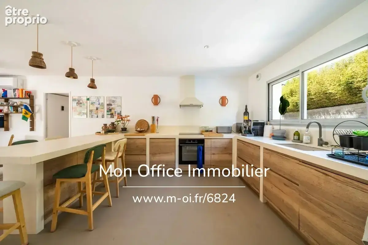 Référence : 6824-BMA - Maison 5 pièces sur 700m2 de jardin avec Piscine - photo 8