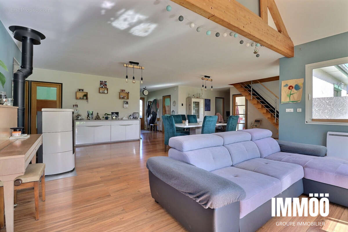 Maison à SAINT-PIERRE-DE-VARENGEVILLE