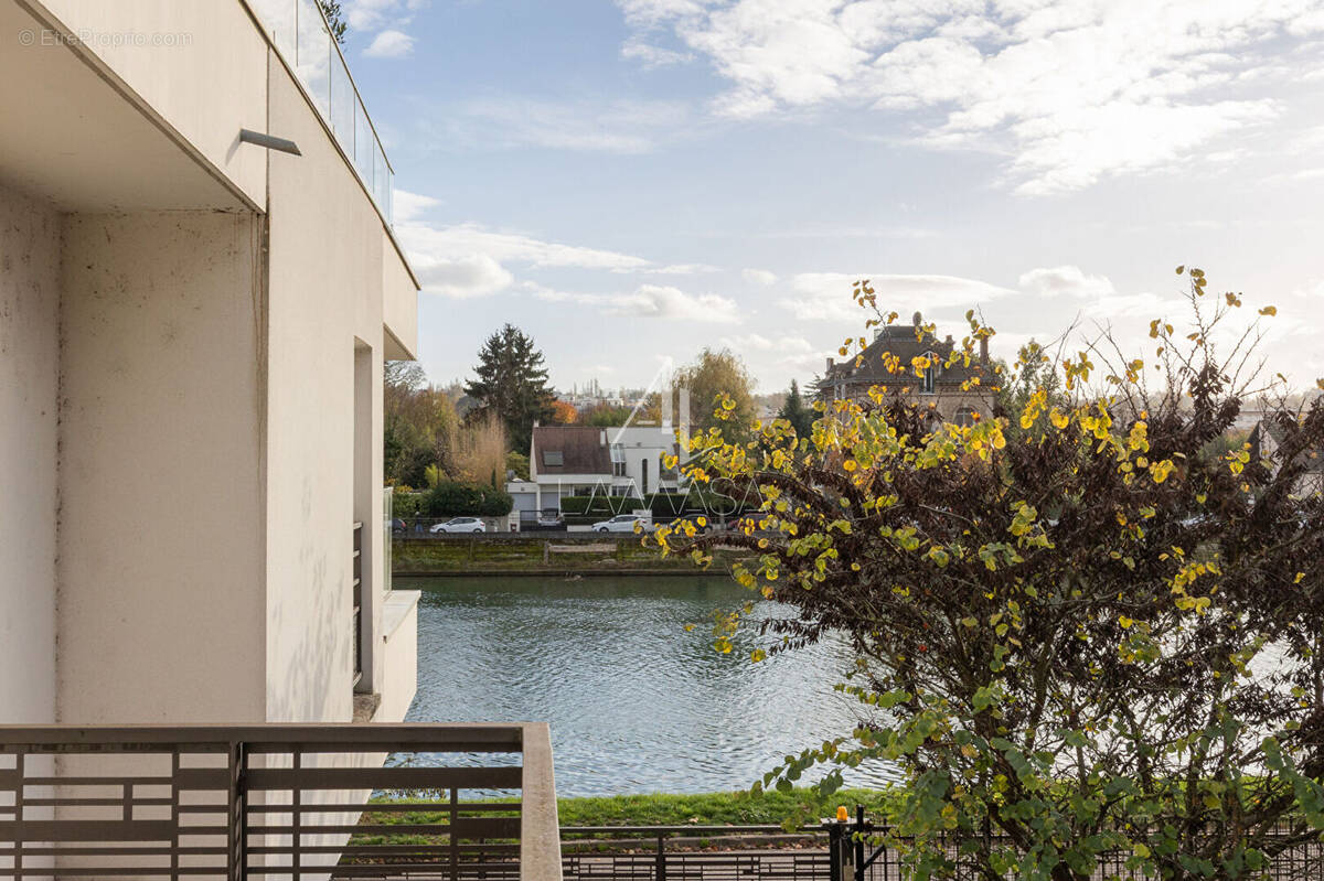 Appartement à POMPONNE