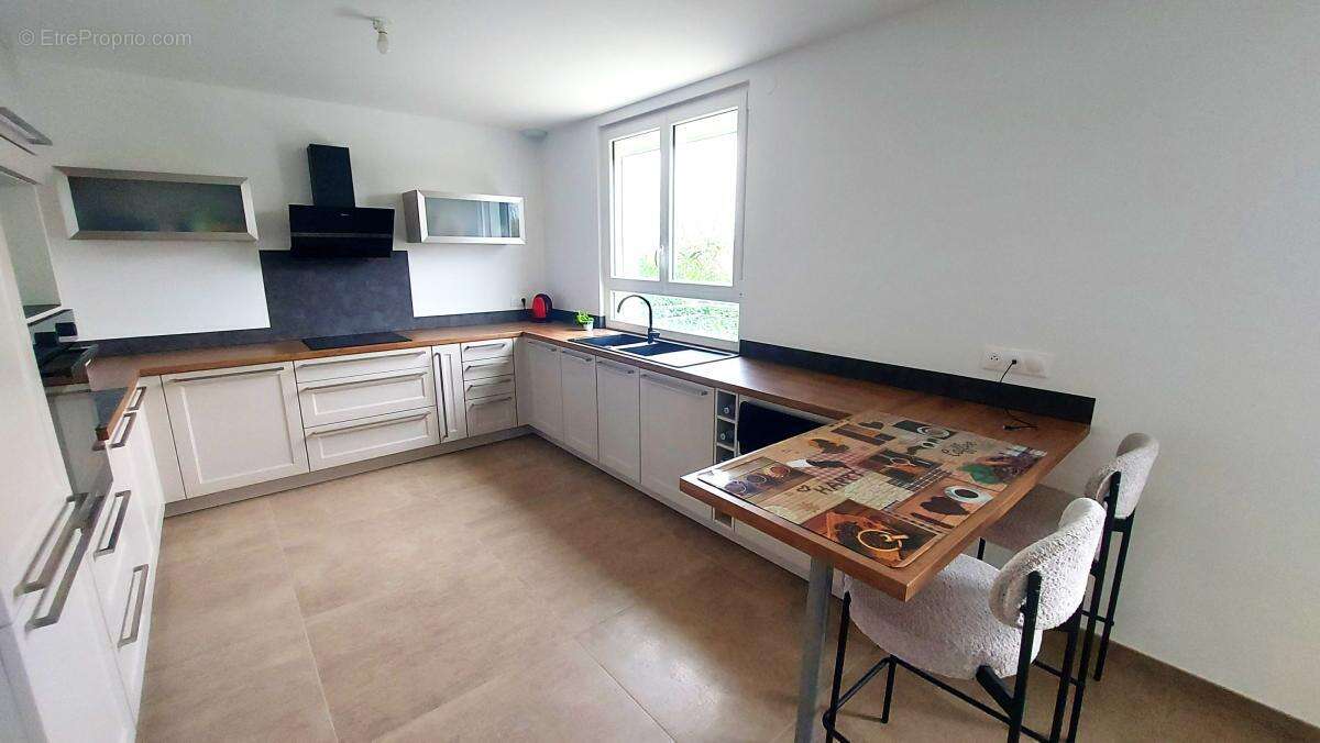 Maison à MAINVILLIERS