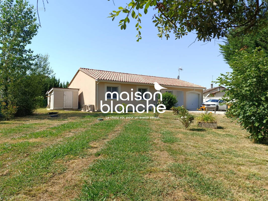 Maison à LE FIEU