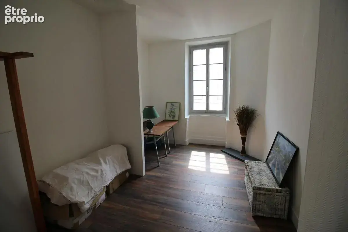BAZAS CENTRE, maison de caractère avec cour intérieure, 8 pieces, 4 chambres - photo 19