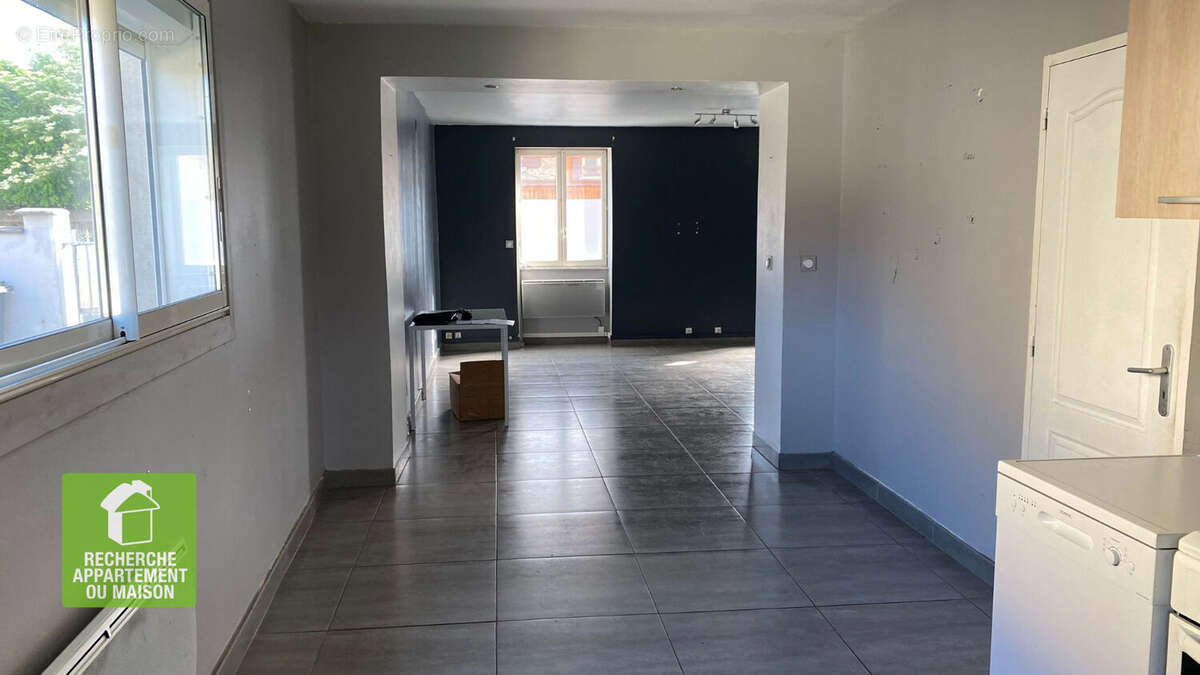 Maison à MONTALIEU-VERCIEU