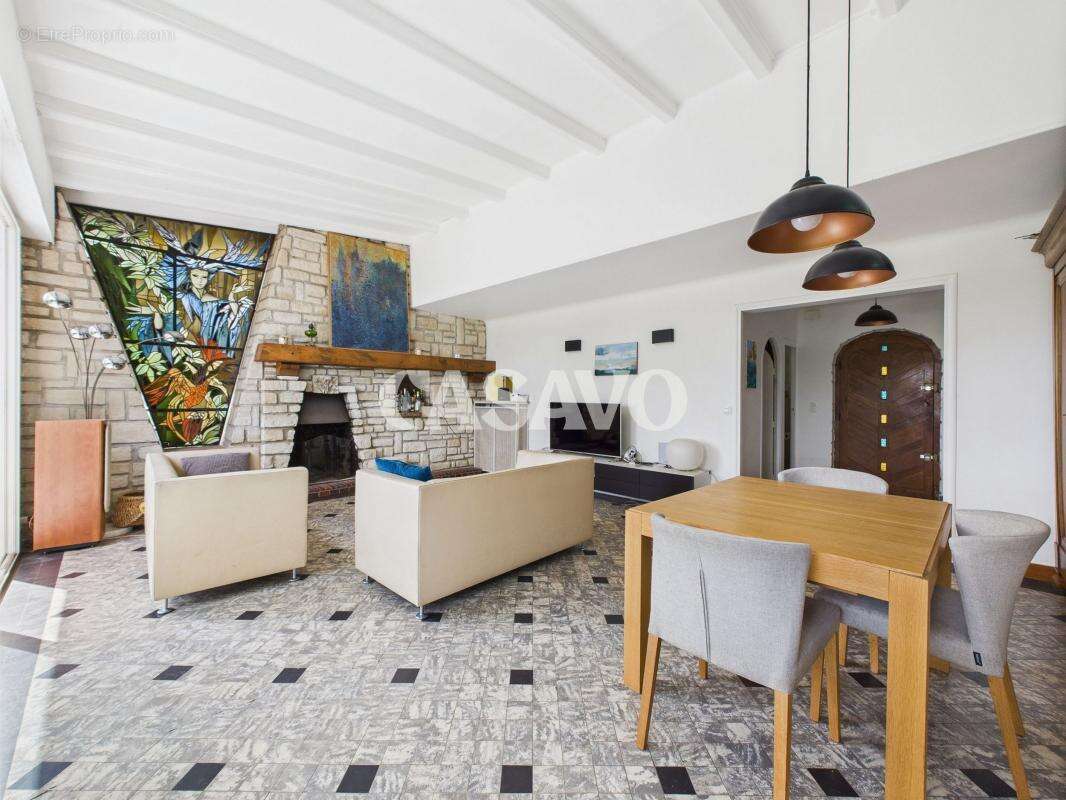 Maison à LE PLESSIS-ROBINSON