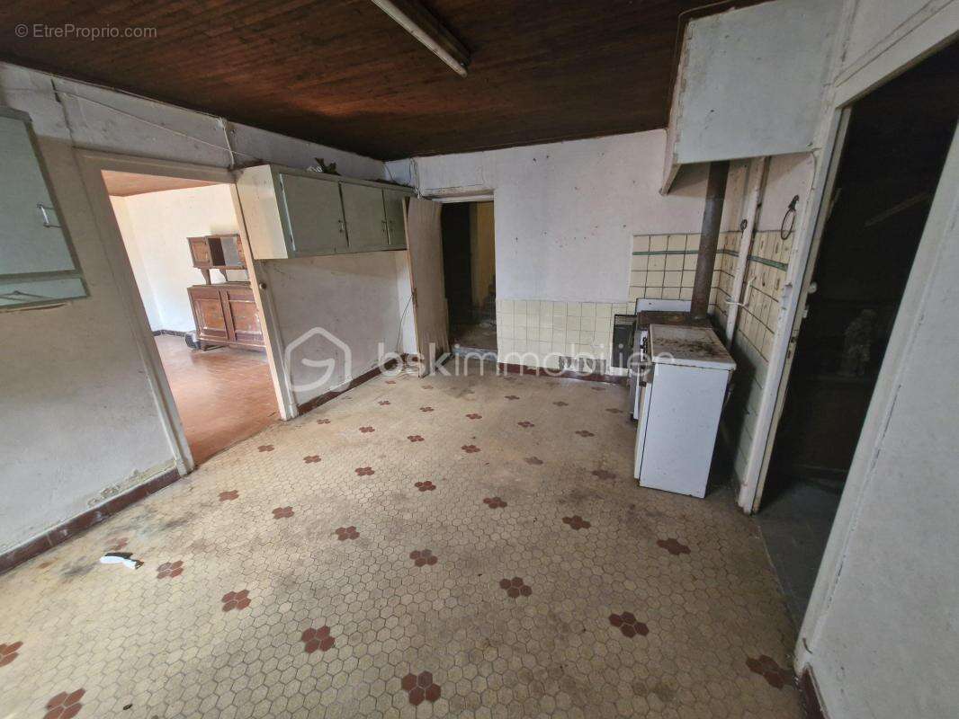 Maison à SAINT-QUENTIN-DE-CAPLONG