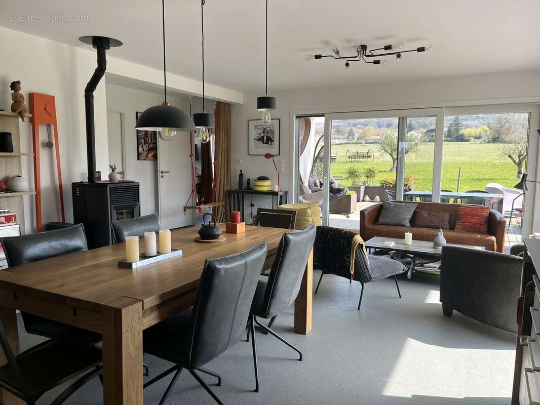 Maison à LA CHAPELLE-SOUS-BRANCION