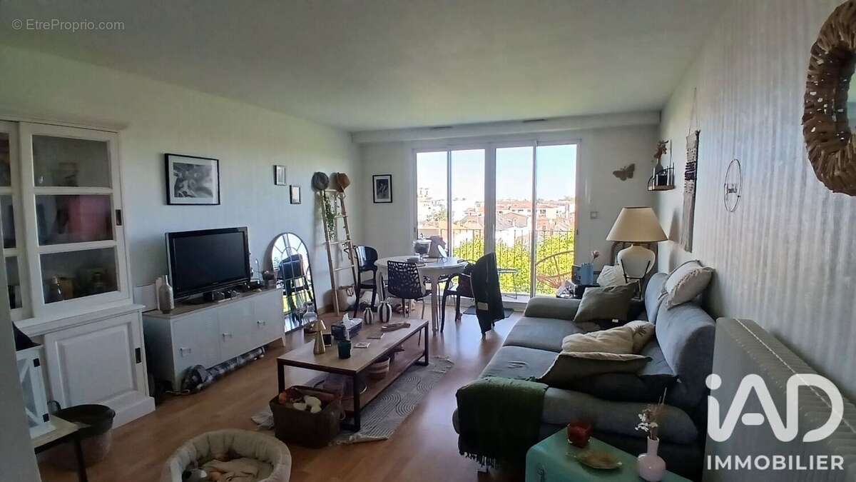 Appartement 68 m² à La Roche-Sur-Yon  - photo 3