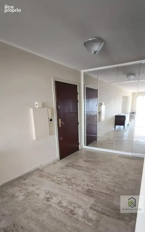 Roquebrune-Cap-Martin – Vaste 3 pièces de 92 m² avec terrasse, vue mer panoramique, résidence de standing avec piscine, à rénove - photo 6