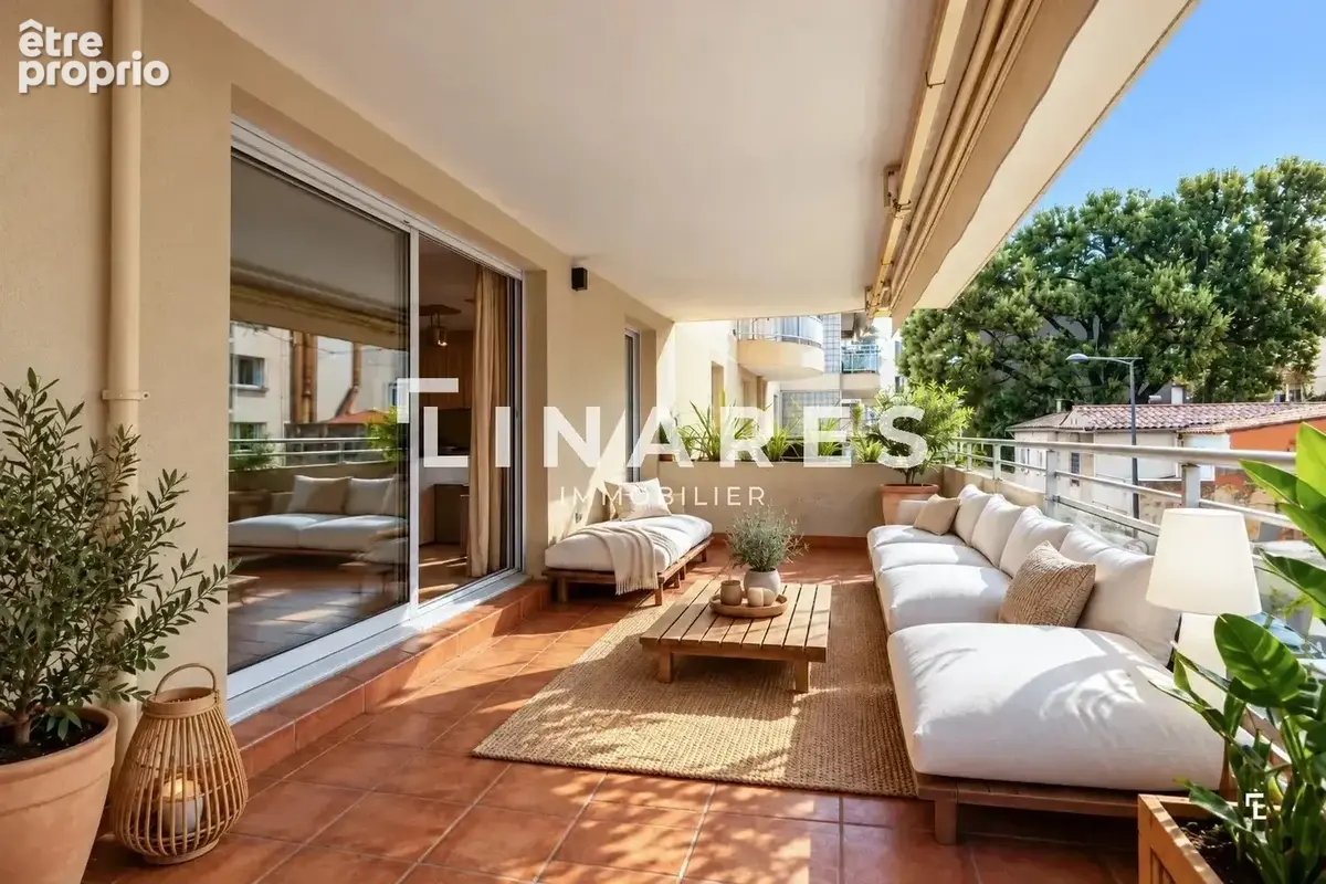 L'ELEGANCE PERIER - Appartement T4 de 118m2 - Terrasse - Garage double (sus) - 13008 - photo 1