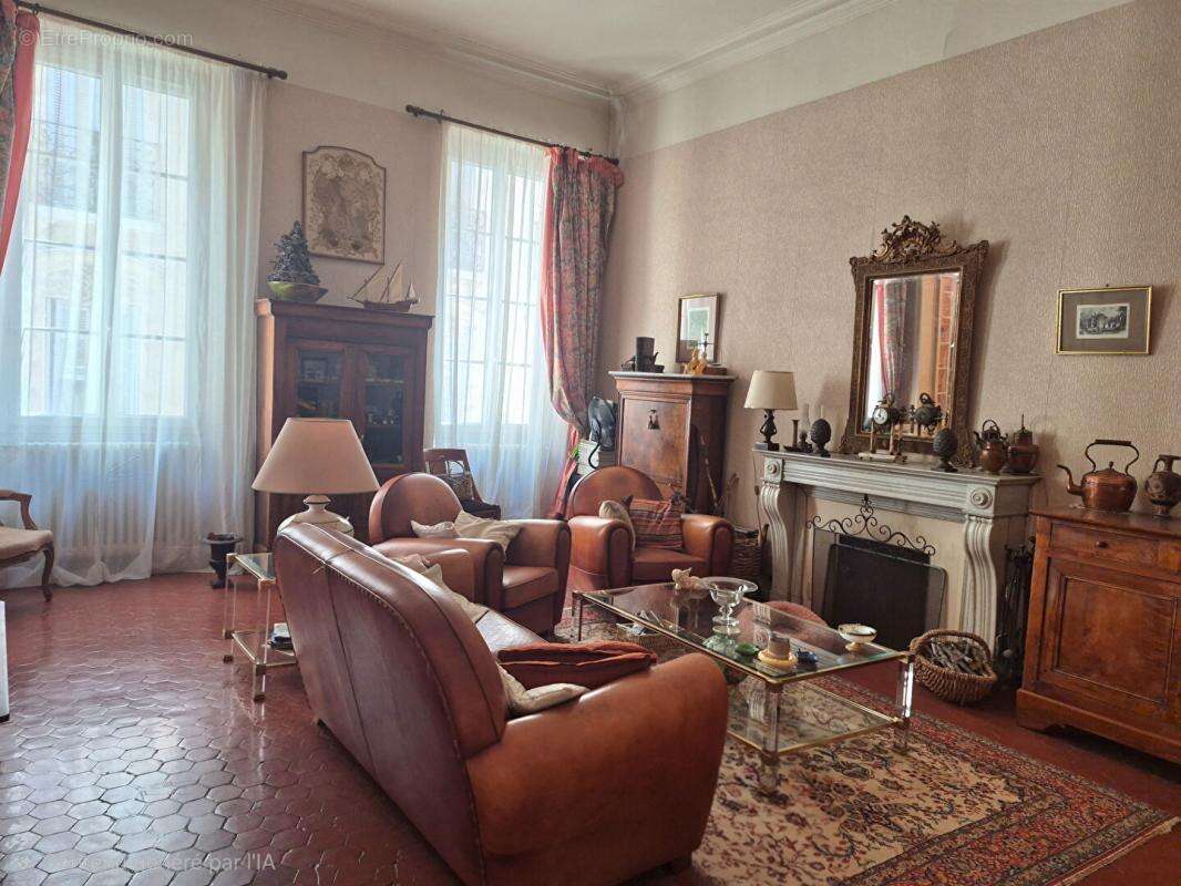 Appartement à MARSEILLE-6E