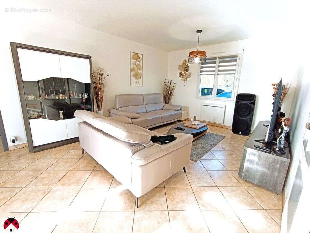 Maison à MAREUIL-SUR-LAY-DISSAIS