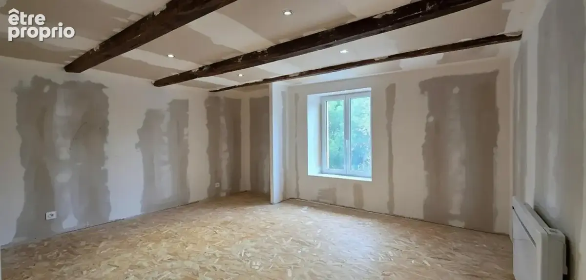 Maison familiale en pierre de 196 m² - petit failly– 4 chambres  – pièce de vie de 73 m² – près de 1 600 m² de foncier – grange  - photo 12