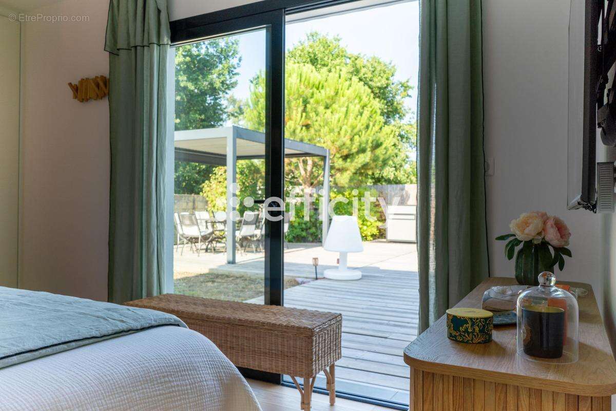 Maison 150 m² à Gujan-Mestras  - photo 12