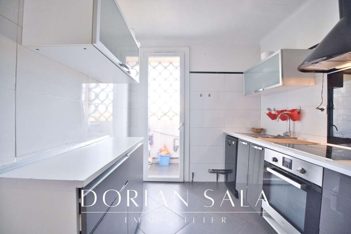 Appartement à MARSEILLE-10E