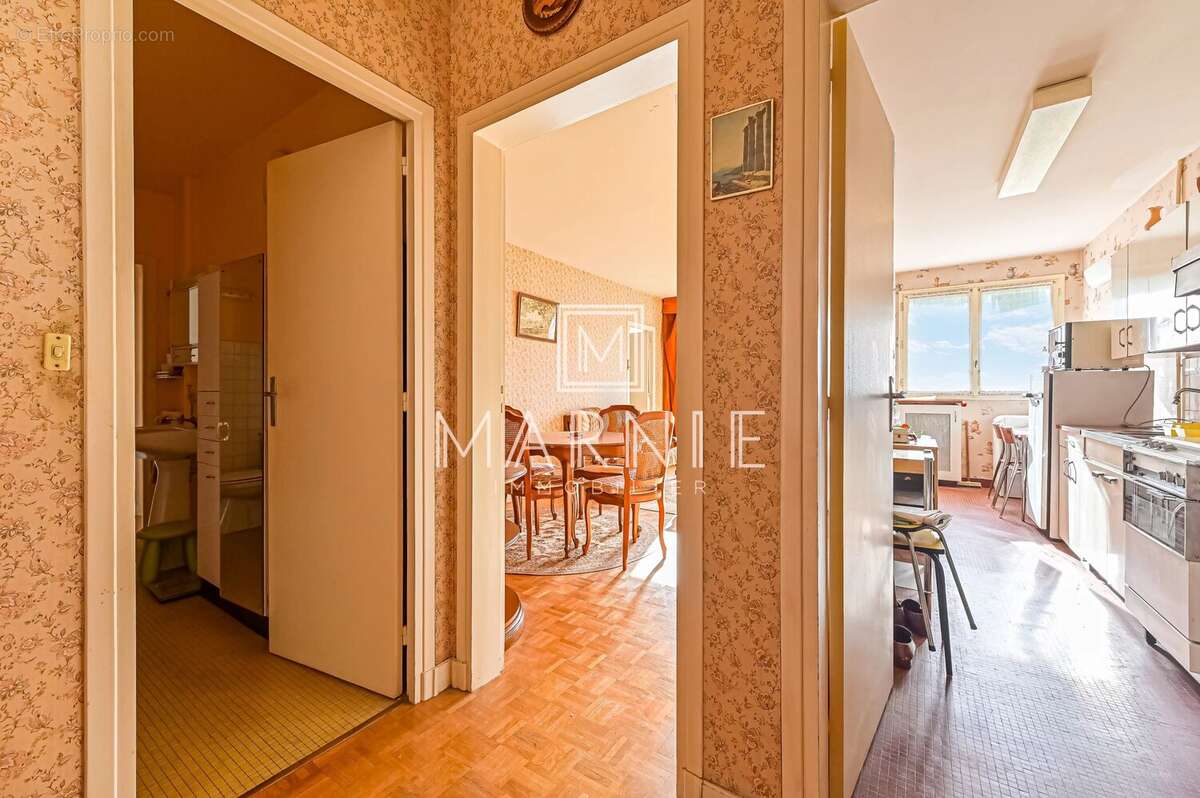 Appartement à PARIS-15E
