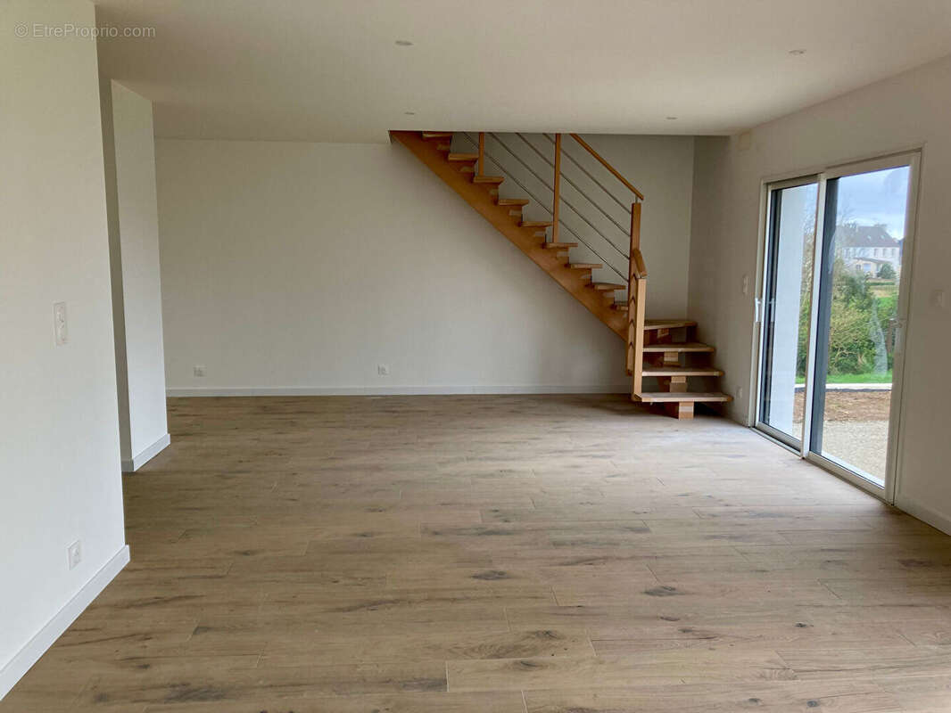 Maison à PLONEOUR-LANVERN