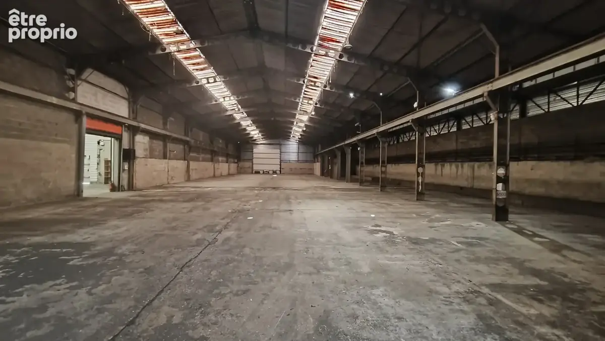 Locaux d'activites industrielles et commerciales - photo 6