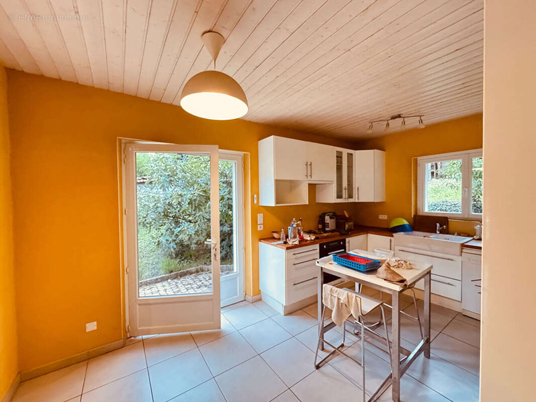 Maison à REGNY