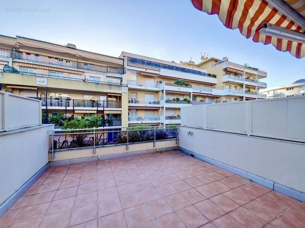 Appartement à MENTON