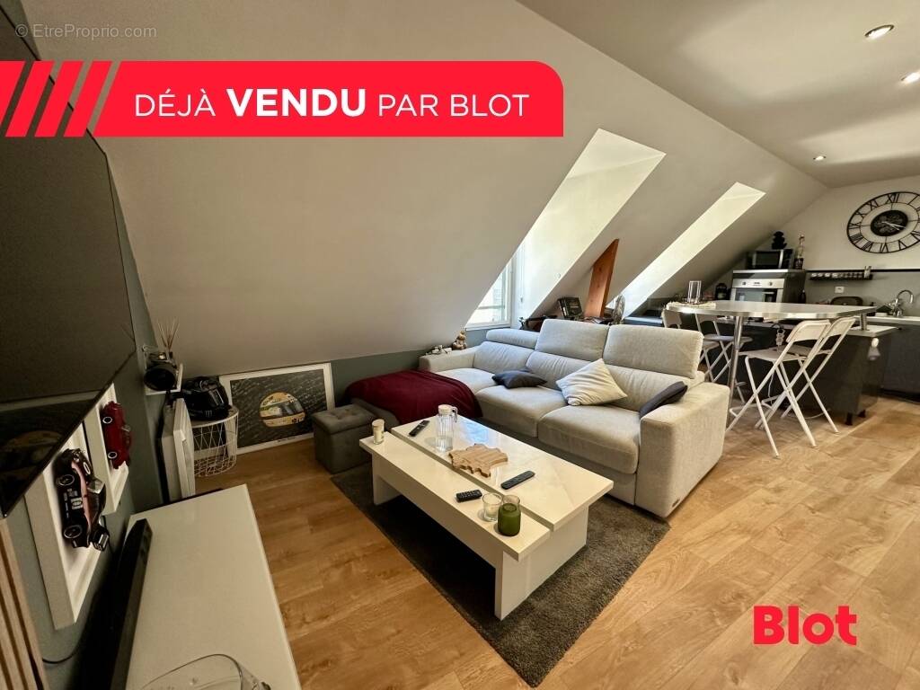 Appartement à MONTFORT-SUR-MEU